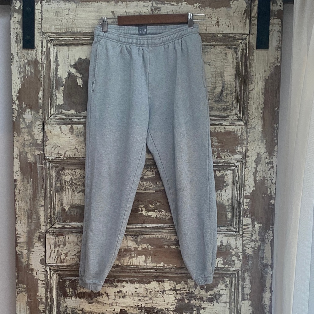 GAP Light Gray Capri Sweatpants, XS